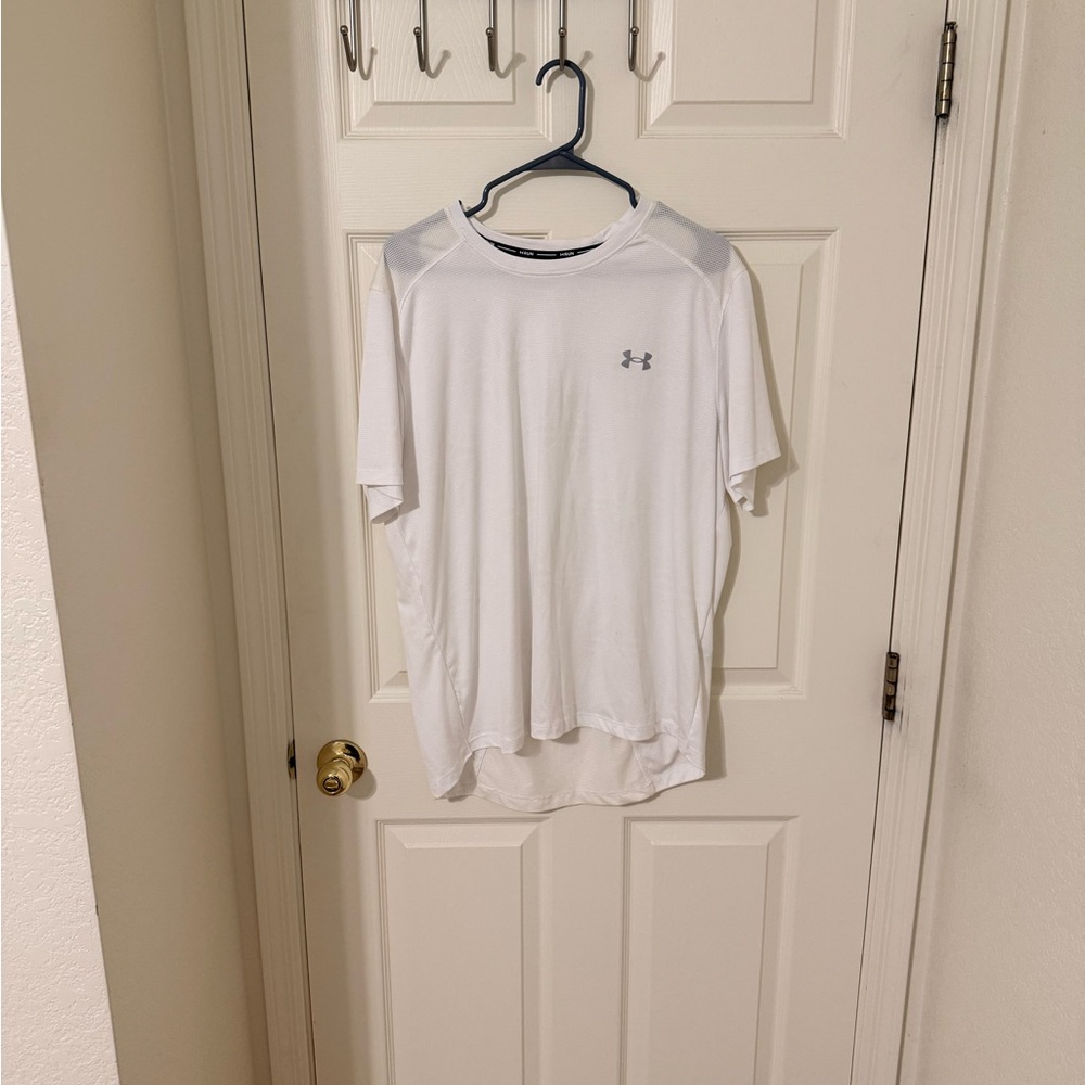 Men’s XL Under Armour Classic White Tee